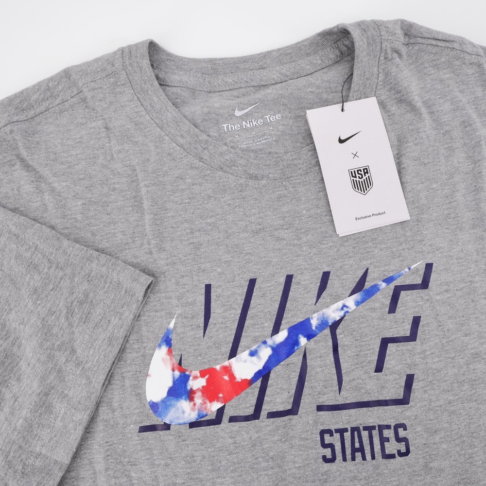 NEW Nike US Soccer USA States Graphic Tee Grey Short Sleeve Mens Medium Shirt